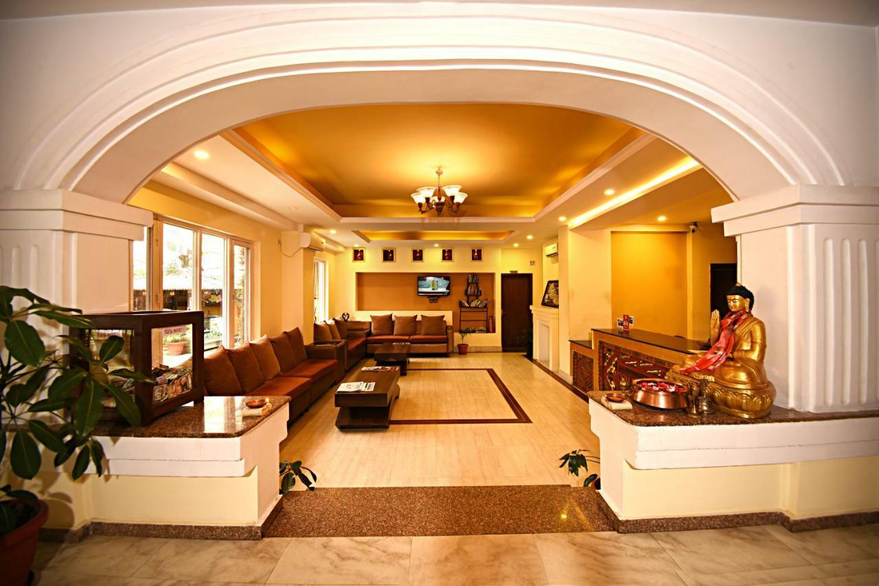 Dom Himalaya Hotel Kathmandu Exterior photo