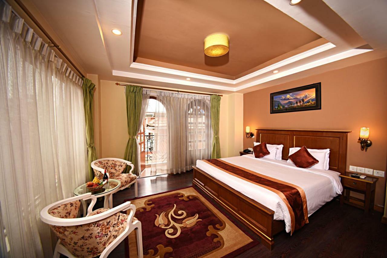 Dom Himalaya Hotel Kathmandu Exterior photo