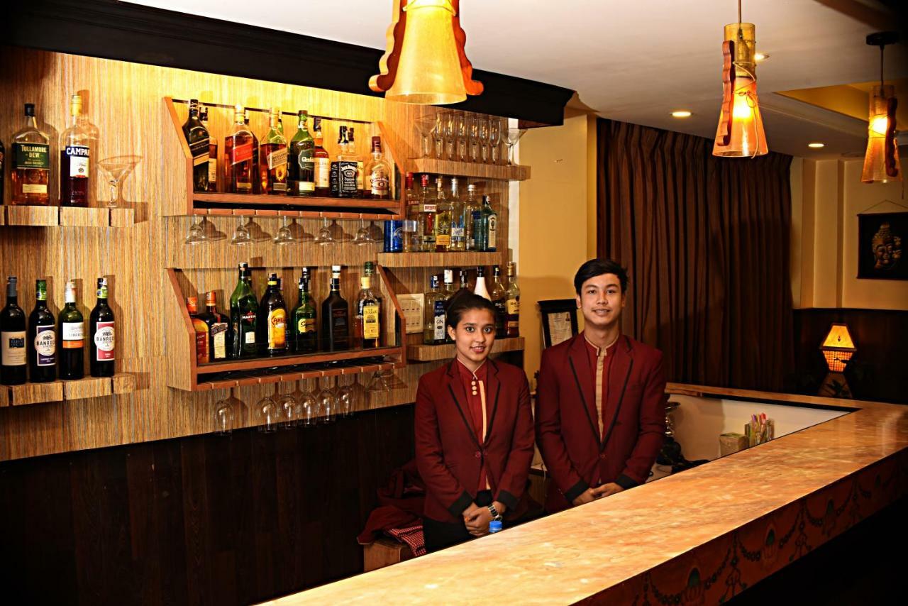 Dom Himalaya Hotel Kathmandu Exterior photo